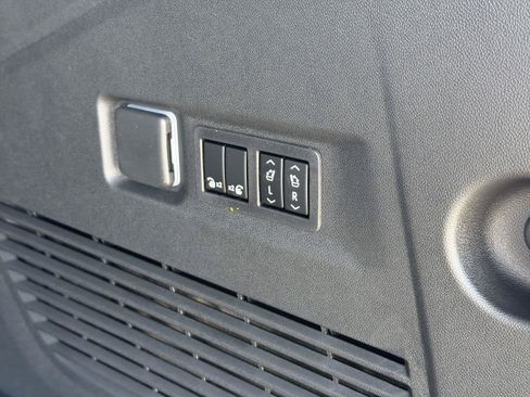 New 2026 GMC Yukon XL Denali RWD image 29