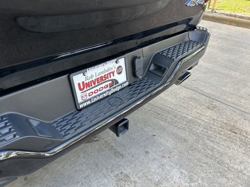 Used 2025 RAM 1500 Laramie w/ Sport Appearance Package AWD/4WD image 22