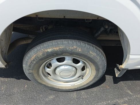 Used 2023 Ford F150 XL RWD image 9