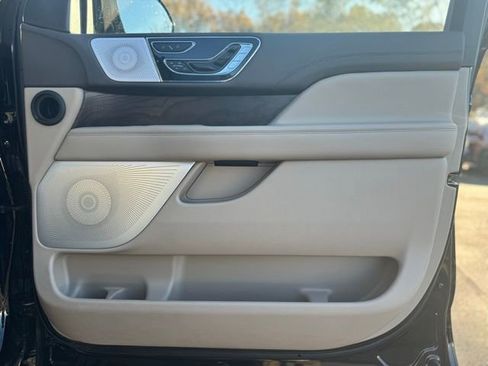 Certified 2024 Lincoln Navigator Reserve image 13