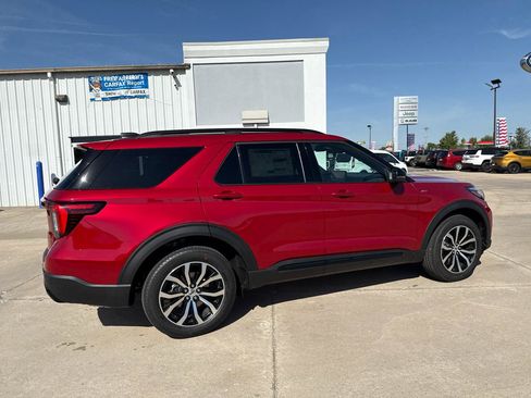 New 2026 Ford Explorer ST-Line AWD/4WD image 6