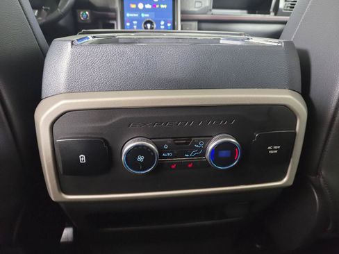 Used 2022 Ford Expedition Max Limited AWD/4WD image 27