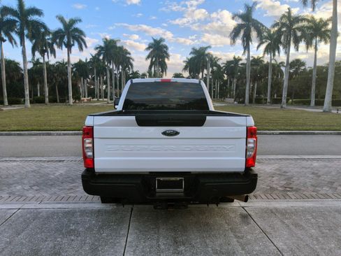 Used 2022 Ford F250 XL w/ Power Equipment Group image 14