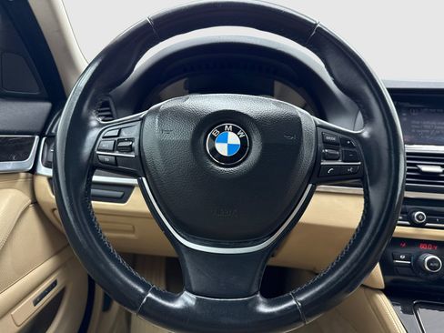 Used 2015 BMW 528i Sedan image 19