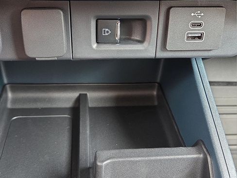 New 2026 Ford Maverick Lariat AWD/4WD image 18