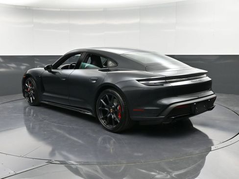 New 2026 Porsche Taycan GTS image 3