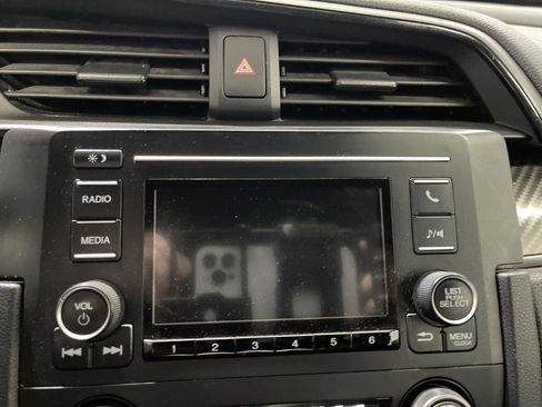 Used 2019 Honda Civic Sport image 16