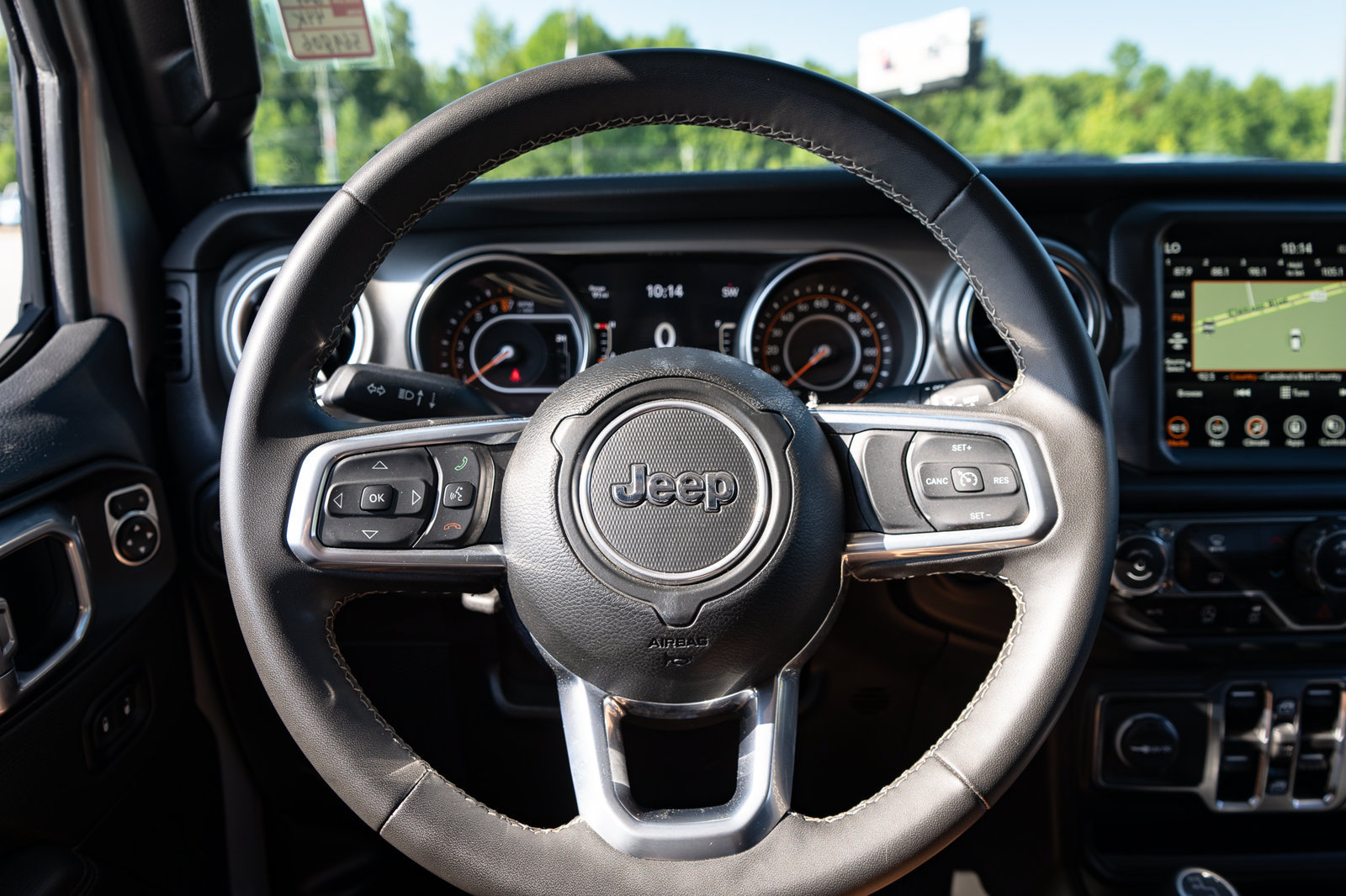 Used 2023 Jeep Gladiator Overland AWD/4WD image 28
