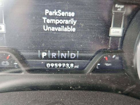 Used 2023 RAM 2500 Laramie AWD/4WD image 14