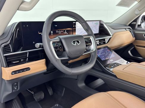 Used 2025 INFINITI QX80 Luxe image 14