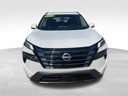 Certified 2024 Nissan Rogue SL w/ SL Premium Package image 10