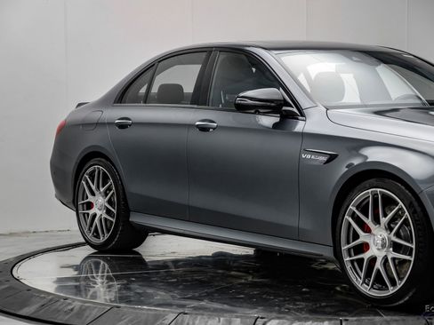 Used 2018 Mercedes-Benz E 63 AMG S image 26
