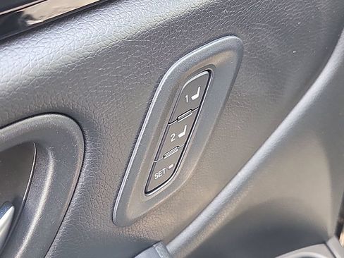 Certified 2023 Honda Pilot EX-L image 17