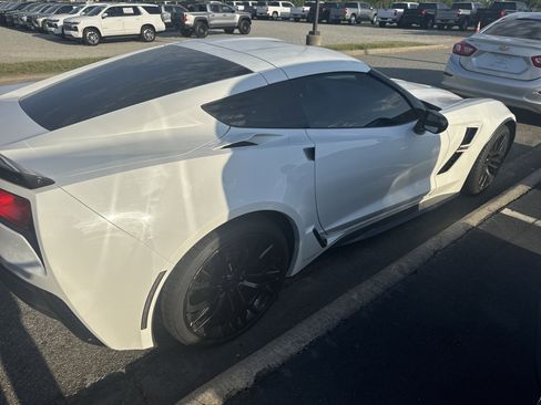 Used 2017 Chevrolet Corvette Grand Sport RWD image 10