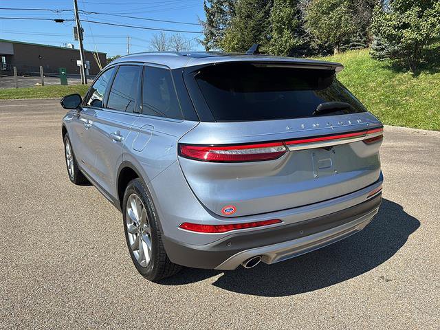 Used 2022 Lincoln Corsair AWD w/ Premium Package image 2