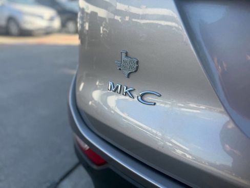 Used 2018 Lincoln MKC Reserve image 36