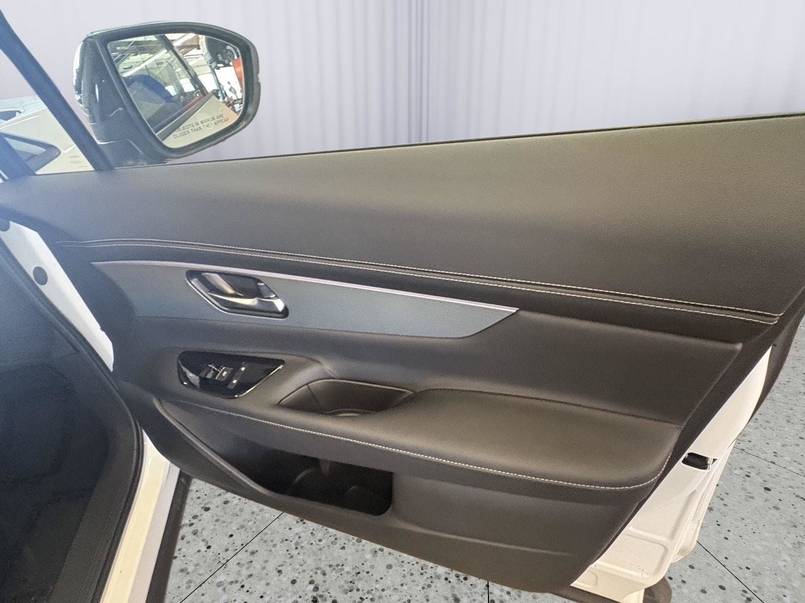 Used 2025 Nissan Murano SL w/ Cargo Package AWD/4WD image 15