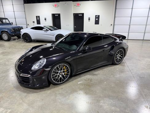 Used 2014 Porsche 911 Turbo S AWD/4WD image 2