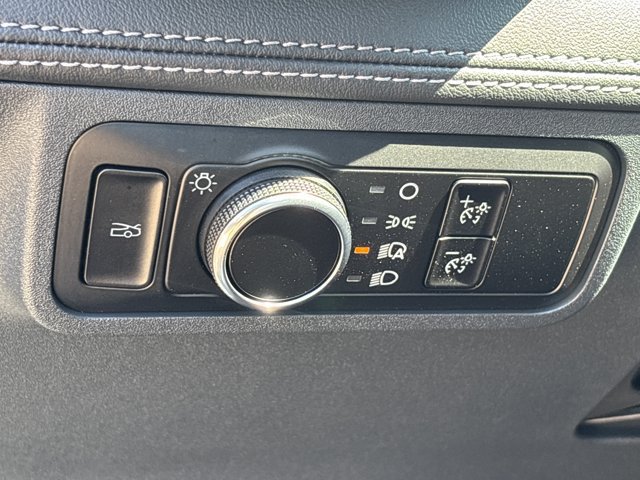 Used 2025 Ford Mustang GT Premium RWD image 19