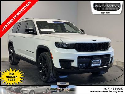 Used 2023 Jeep Grand Cherokee L Laredo