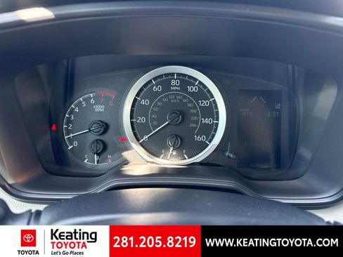 Used 2022 Toyota Corolla LE FWD image 10