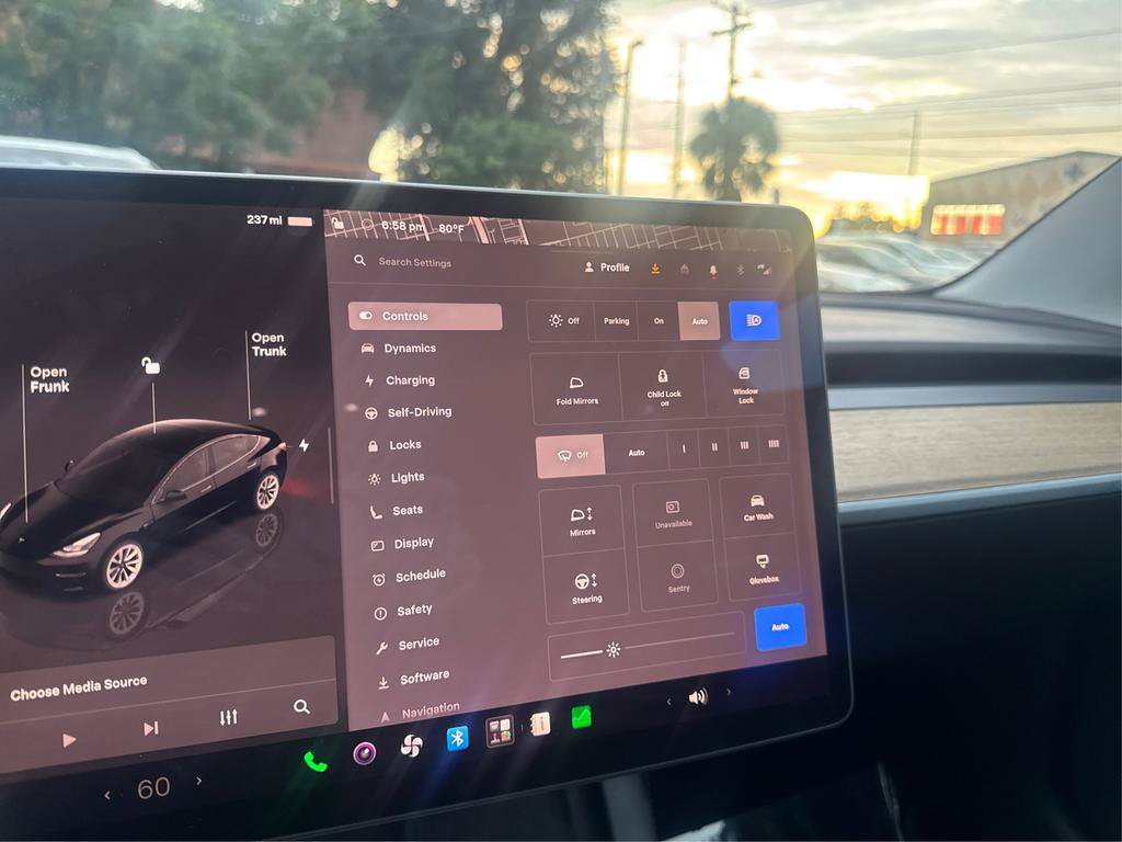 Used 2022 Tesla Model 3 Standard Range Plus RWD image 12