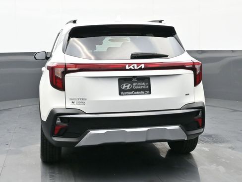 Used 2024 Kia Seltos EX image 4