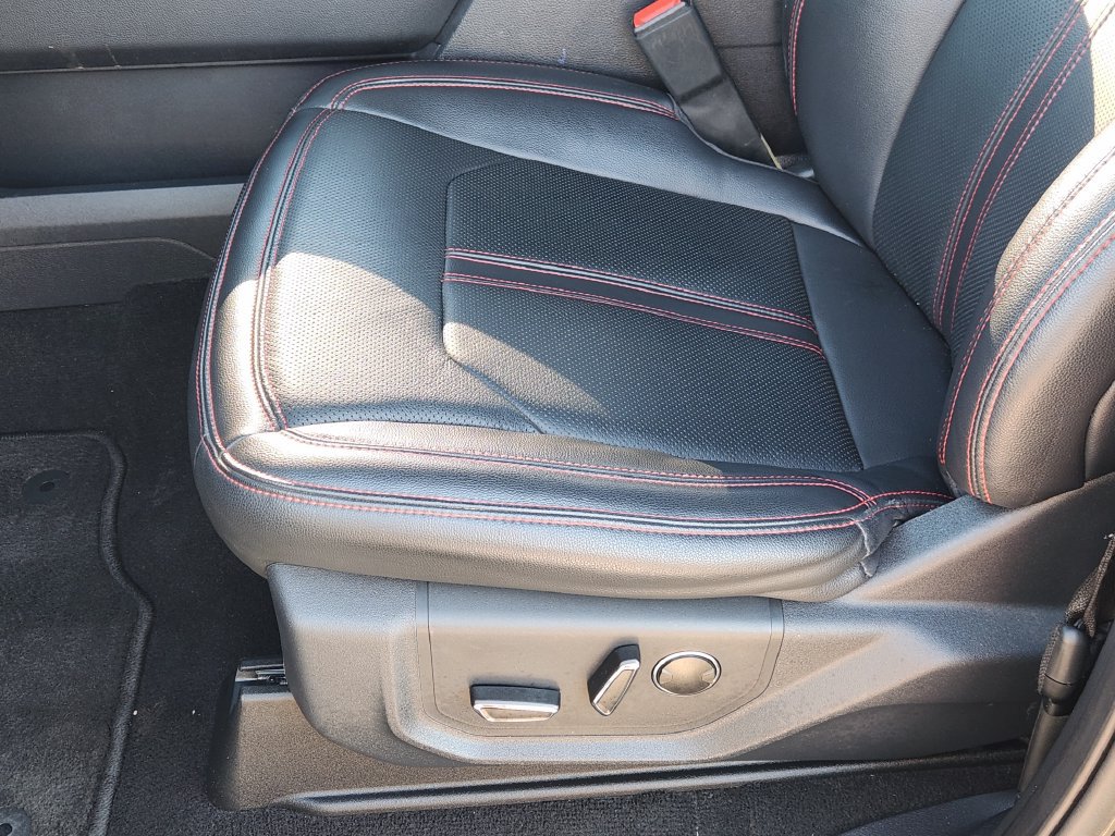 Used 2024 Ford Expedition Limited RWD image 23