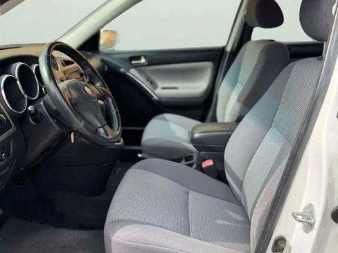 Used 2006 Toyota Matrix XR image 13