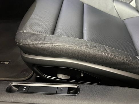 Certified 2021 Porsche 911 Carrera image 25