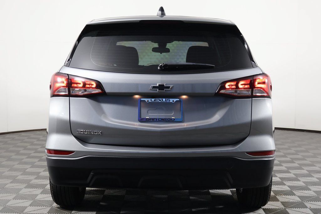 Used 2023 Chevrolet Equinox LS FWD image 5