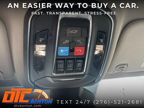 Used 2024 Jeep Wagoneer Series III w/ Premium Group I AWD/4WD image 25