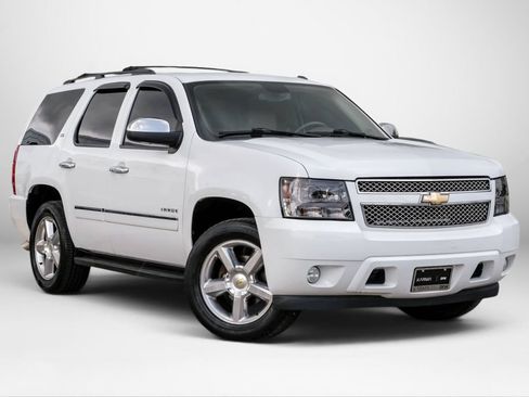 Used 2011 Chevrolet Tahoe LTZ RWD image 4