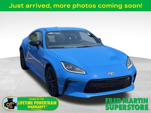 Used 2024 Toyota GR86 Premium RWD image 1