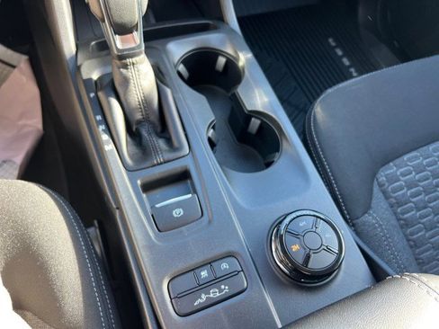 New 2025 Ford Ranger XLT w/ FX4 Off-Road Package image 13