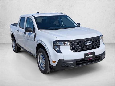 New 2025 Ford Maverick XL image 7