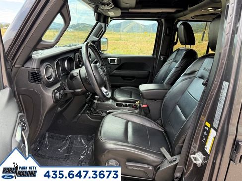Used 2020 Jeep Wrangler Unlimited Sahara AWD/4WD image 13