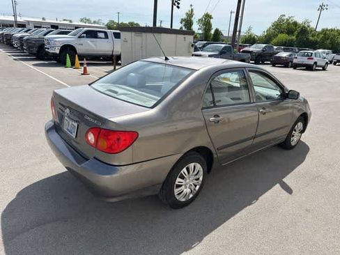 Used 2003 Toyota Corolla CE FWD image 16