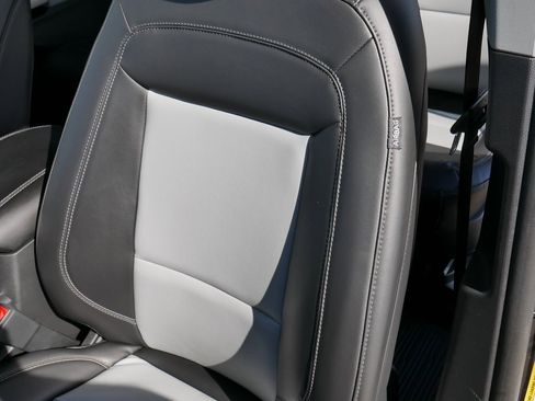 Used 2023 Ford Explorer XLT w/ Equipment Group 202A image 34