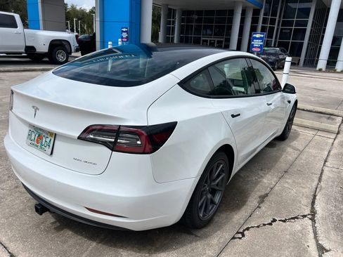 Used 2022 Tesla Model 3 Long Range AWD/4WD image 4