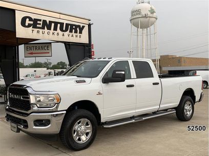 Used 2024 RAM 2500 Tradesman w/ Chrome Appearance Group