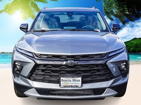 New 2026 Chevrolet Blazer LT image 2