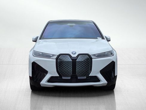Used 2024 BMW iX xDrive50 w/ Sport Package image 3
