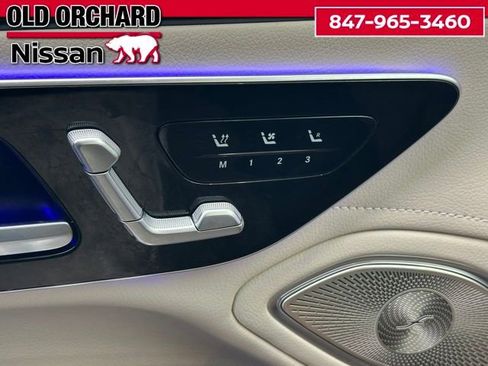 Used 2022 Mercedes-Benz EQS 580 4MATIC Sedan image 21