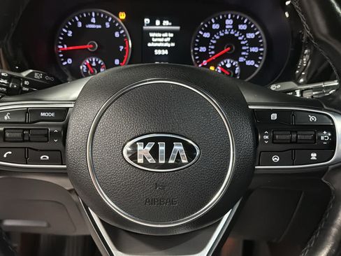 Used 2021 Kia K5 GT-Line AWD/4WD image 9