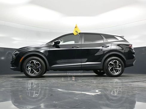 Used 2025 Kia Sportage LX image 56