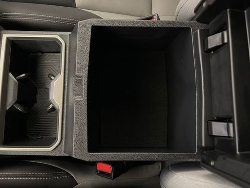 Certified 2025 Toyota Tacoma TRD Off-Road image 23