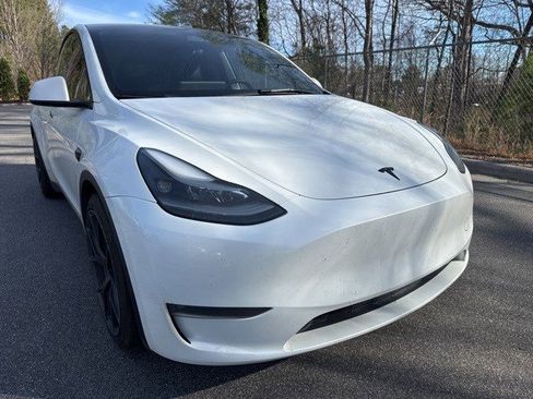 Used 2021 Tesla Model Y Performance image 9