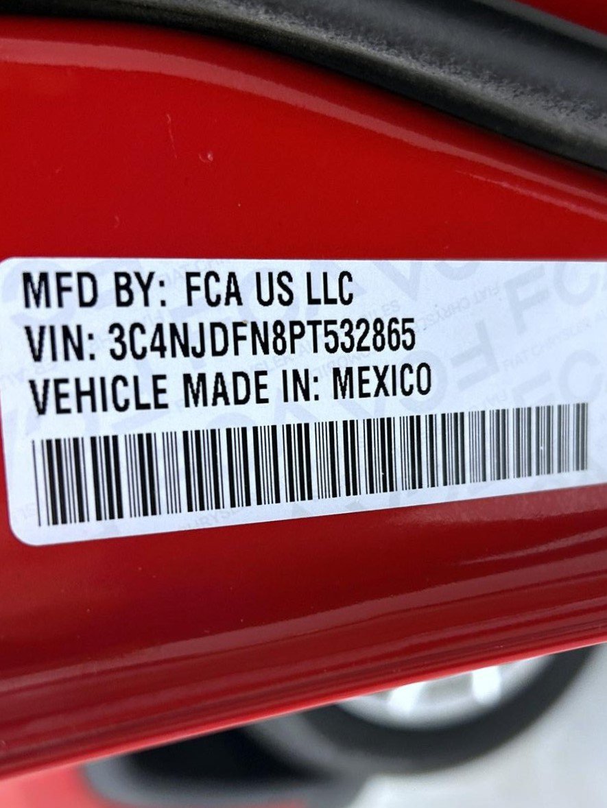 Certified 2023 Jeep Compass Latitude AWD/4WD image 26