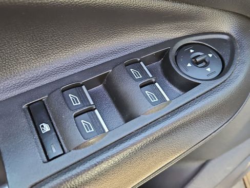 Used 2017 Ford Escape SE w/ Equipment Group 201A AWD/4WD image 17
